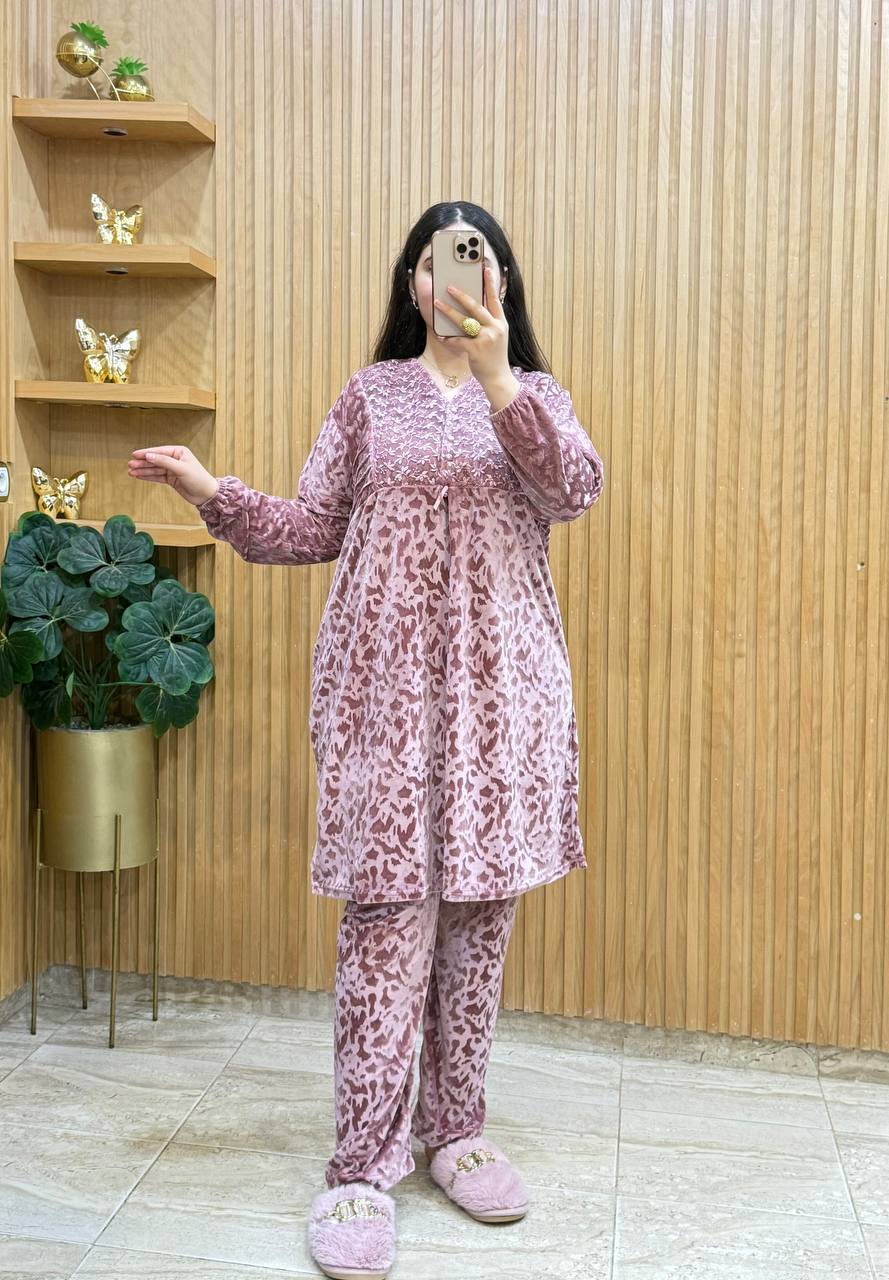 ✨🌸بيجامة نسائية راقية – أناقة وراحة فكل لحظة 🌸✨