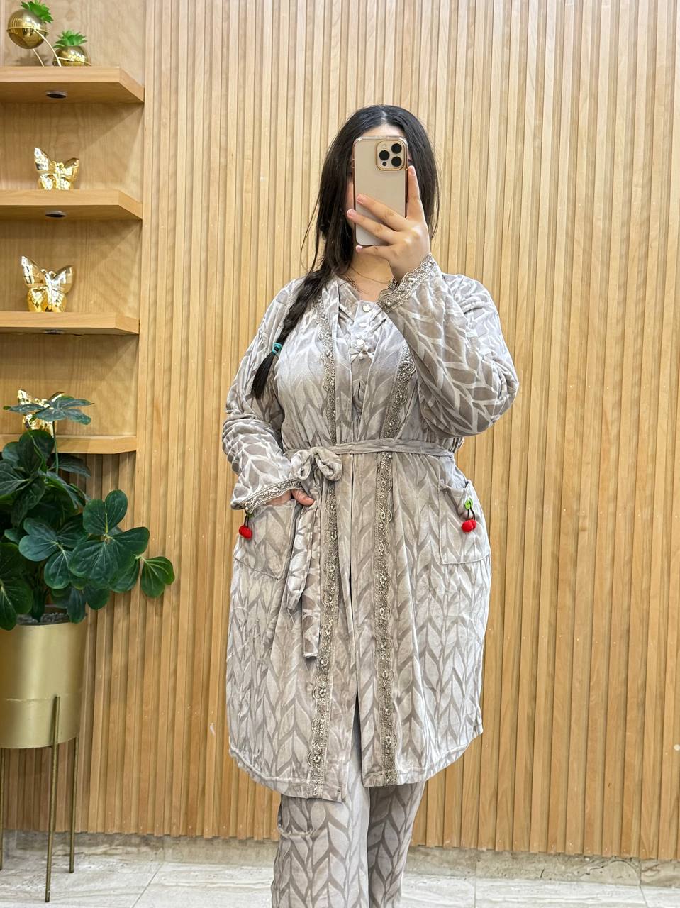 ✨بيجامة نسائية  راقية – أناقة وراحة فكل لحظة ✨