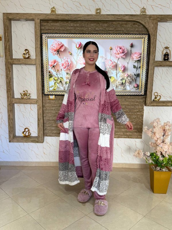 ✨بيجامة نسائية  راقية – أناقة وراحة فكل لحظة ✨