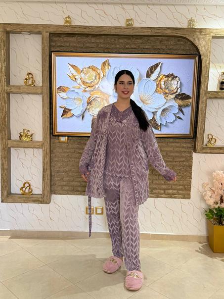 ✨بيجامة نسائية مخملية راقية بتفاصيل دانتيل – أناقة وراحة فكل لحظة ✨