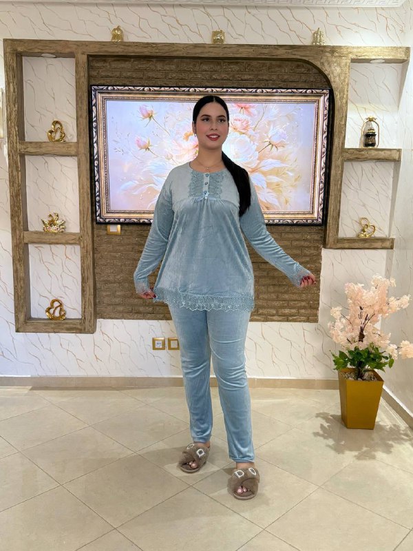 ✨بيجامة نسائية  راقية بتفاصيل دانتيل – أناقة وراحة فكل لحظة ✨