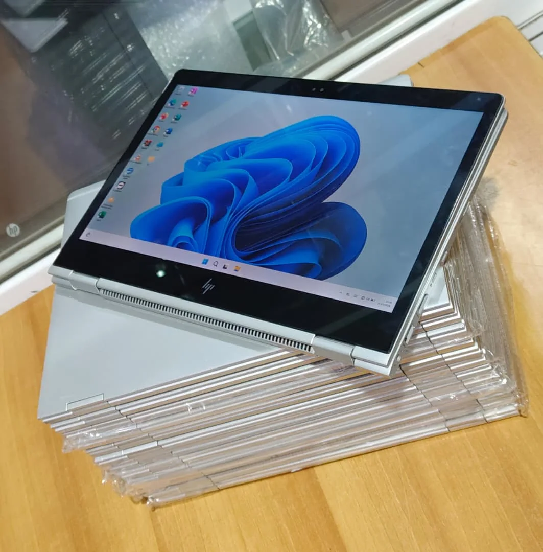 HP EliteBook 1030 G2