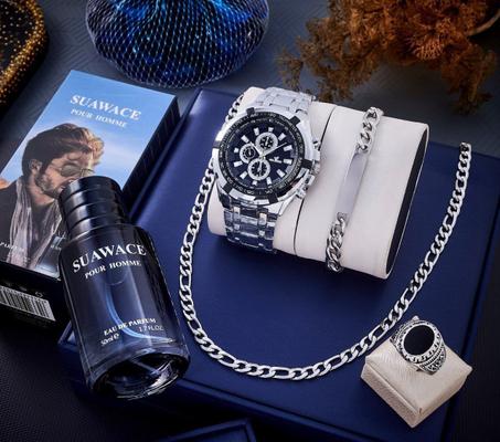 ساعة أنيقة مع باقة هدايا 🎁 (سوار، خاتم، عقد، وعطر) - شحن مجاني! ⌚💎