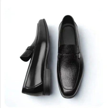 حذاء أنيق لأصحاب الذوق