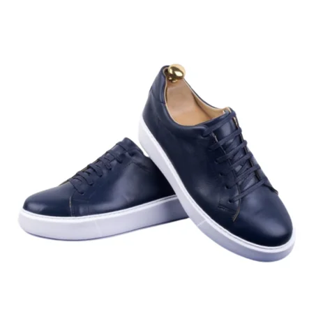 حـــذاء  أنيــــــق وجــذاب