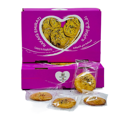 رقائق إماراتية بالتمر