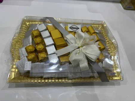 صواني شوكولاتة متنوعة