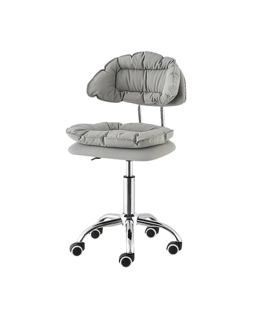 كراسي مكتب يميلي