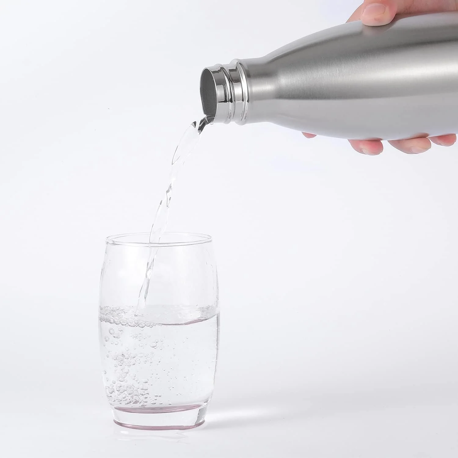 زجاجة مياه رياضية معدنية