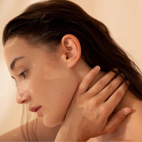 العناية بالشعر