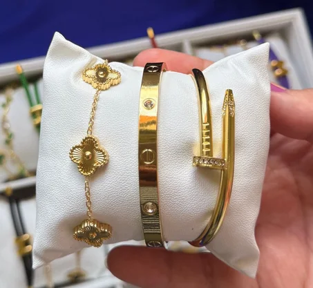 pack van cleef-cartier clou-cartier love