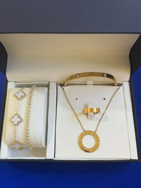 pack cartier love + van cleef + rivière