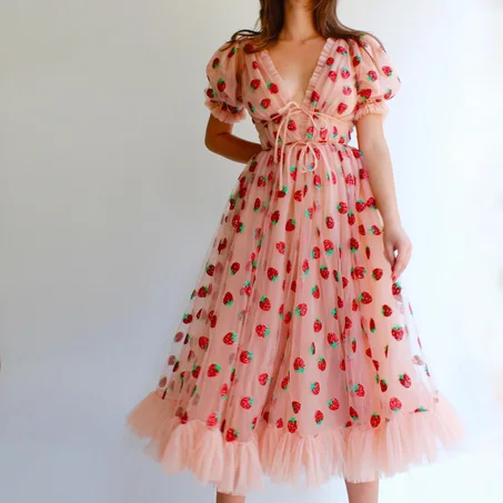 DRESSES