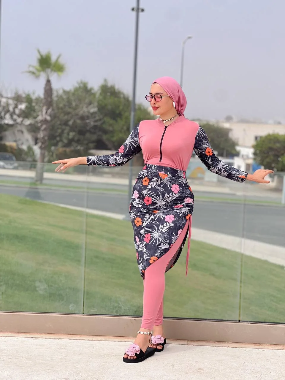 بوركيني سباحة للنساء مكوّن بوركيني مقاوم للماء مع كاش مايو