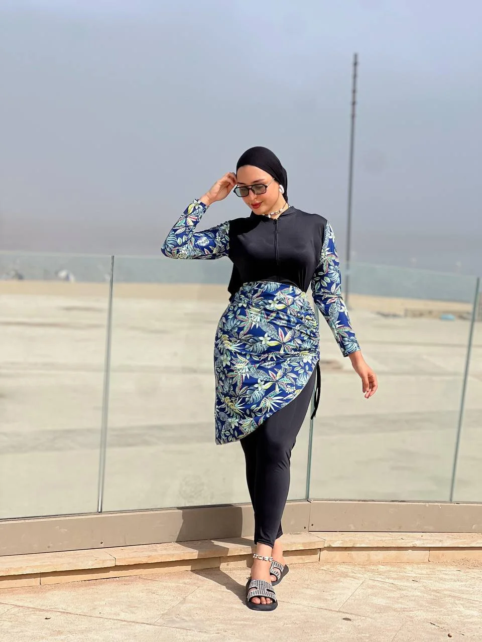 بوركيني سباحة للنساء مكوّن بوركيني مقاوم للماء مع كاش مايو