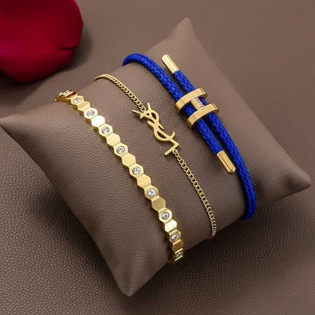 طقم أساور نسائية  بألوان جذابة ✨💙