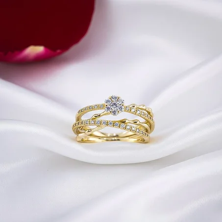 خاتم مارياج ذهبي فاخر بفصوص لامعة 💍✨