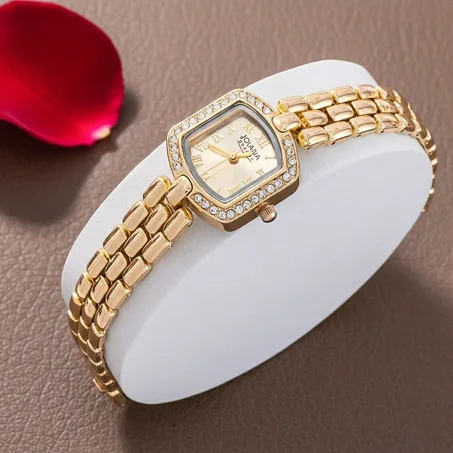 ساعة نسائية فخمة بسوار ذهبي أنيق ✨⌚