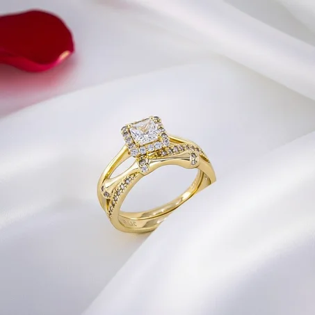 خاتم مارياج ذهبي فاخر بفصوص لامعة 💍✨