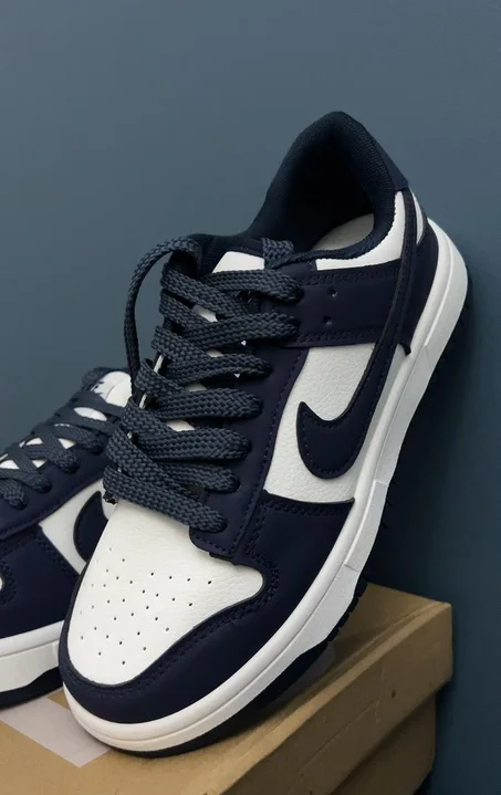 NIke air force noir Y