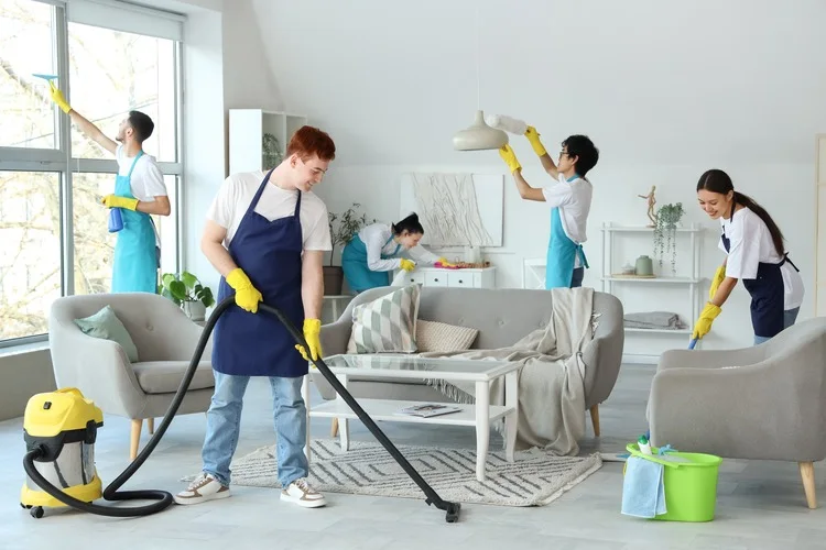 Cleaning التنظيف