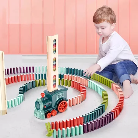 قطار دومينو الكهربائي