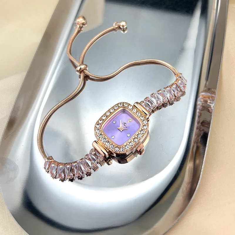 هالساعة غير