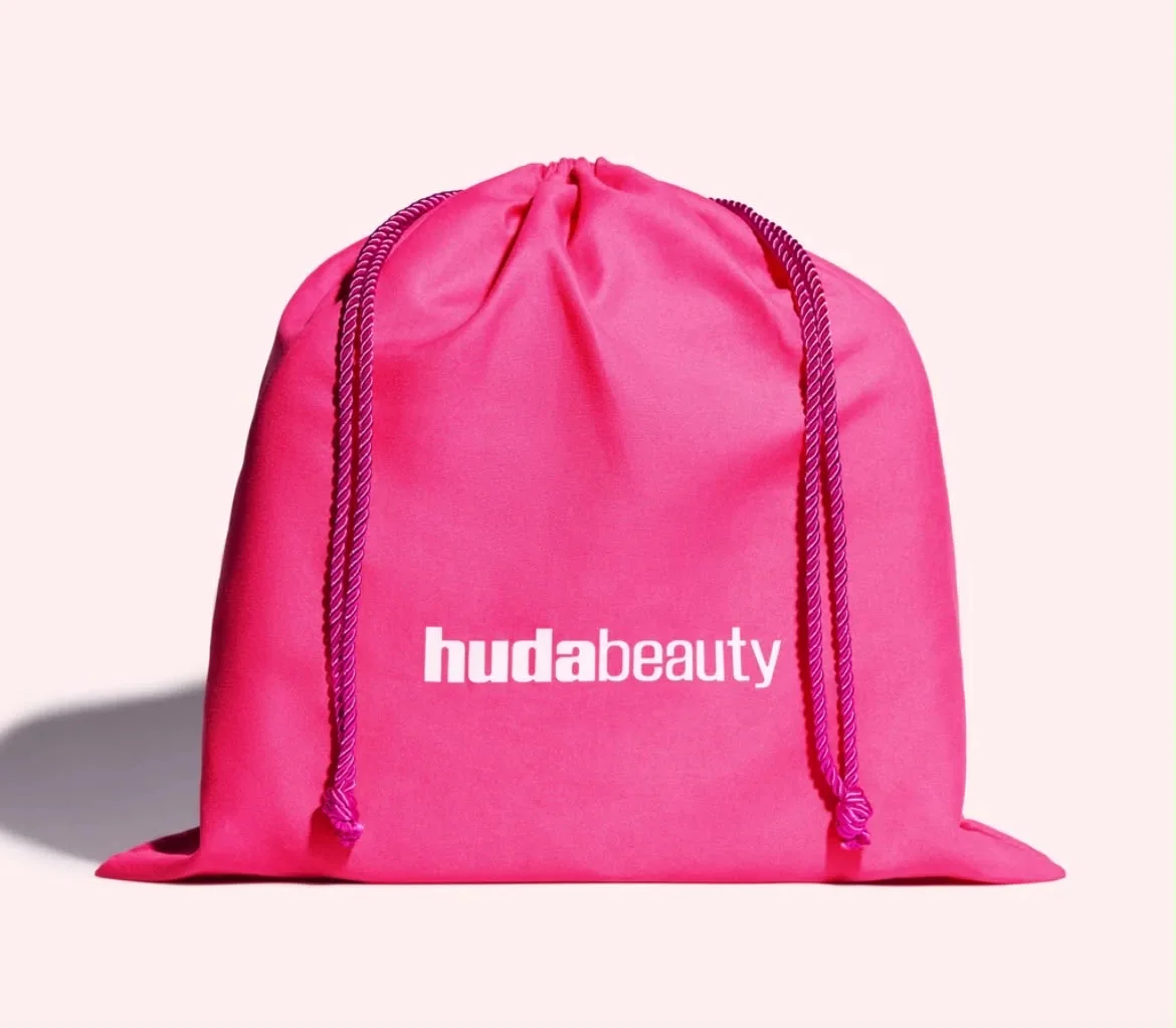 HUDA BEAUTY LARGE VANITY BAG