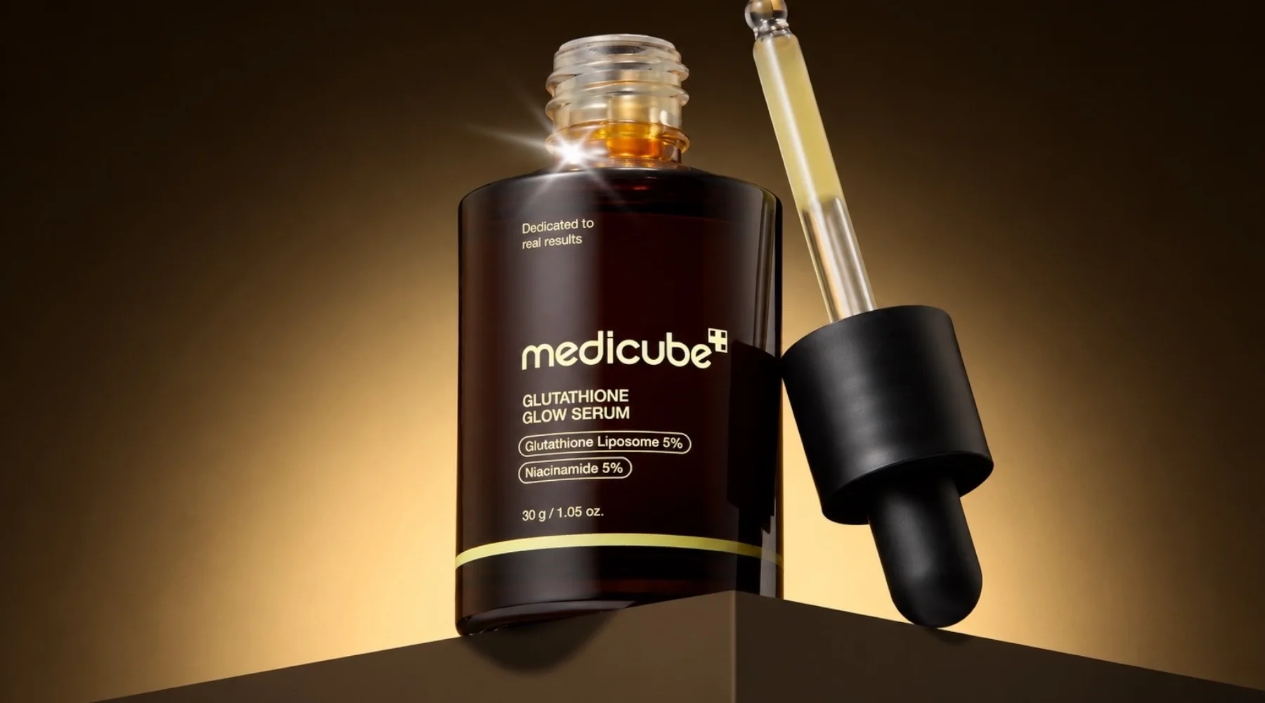 سيروم الجلوتاثيون للإشراقة ومكافحة علامات التقدم بالعمر  Medicube AGE-R Glutathione Glow Serum 30g