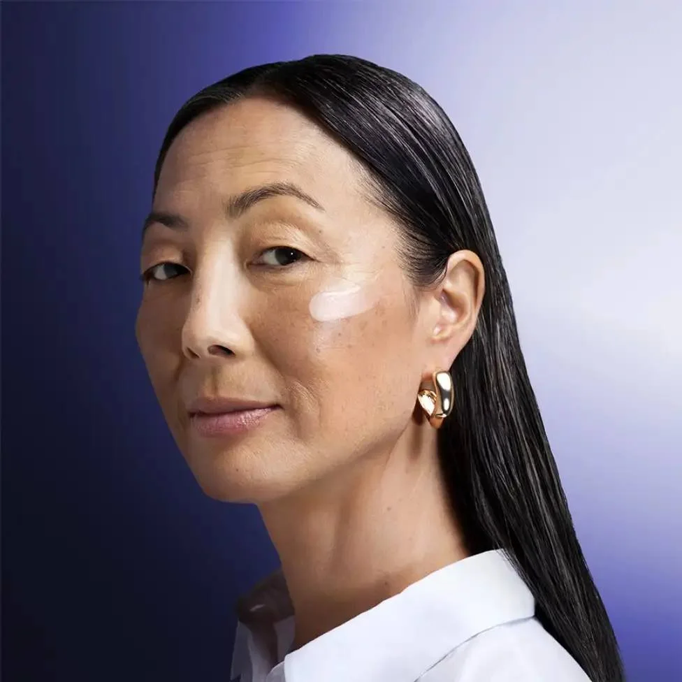 مجموعة من شيسيدو لشد الوجه و جعلها اكثر تماسكاً VITAL PERFECTION SET FROM shiseido