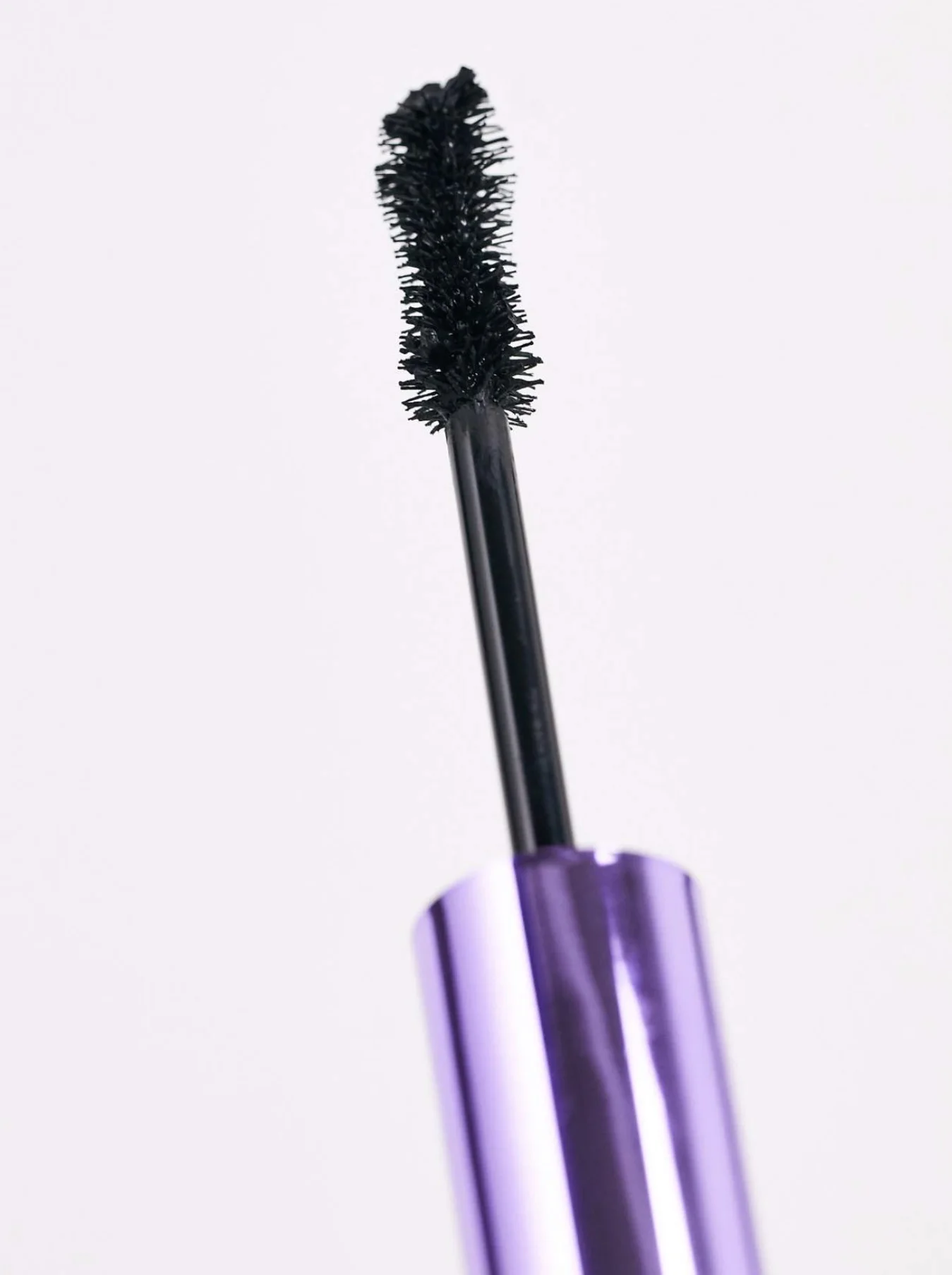 e.l.f. Big Mood Mascara, Instantly Creates Long-Lasting, Bold & Lifted, Voluminous Lashes, Infused with Jojoba Wax, Black