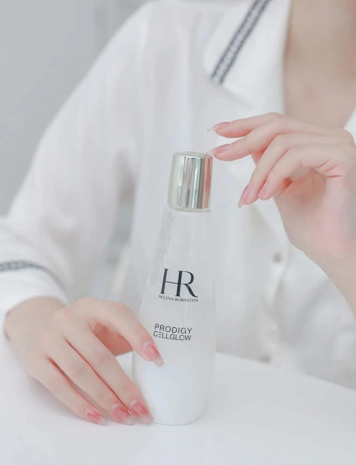سيروم مركز فاخر  من هيلينا روبنشتاين برودجي سيل جلو Helena Rubinstein PRODIGY CELLGLOW CONCENTRATE 100 ml  HR