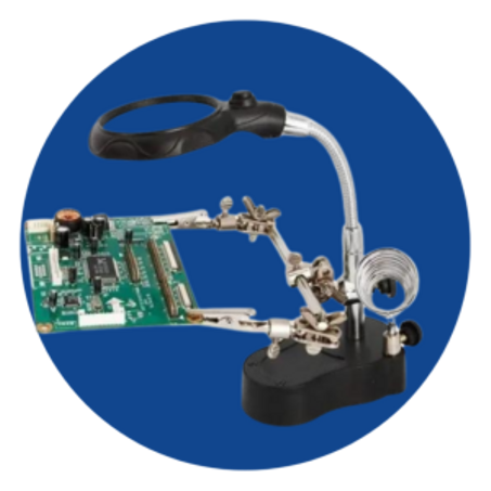 عدسات مكبرة