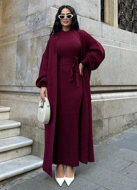 طقم الكارديغان الأنيق