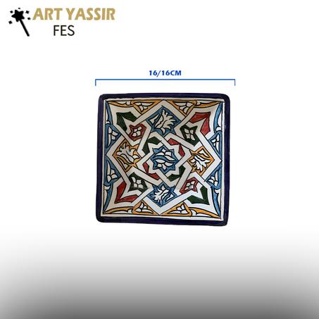 Assiettes carrées marocaines en céramique décorées à la main - 16x16 cm