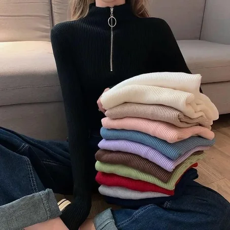 ملابس نسائية