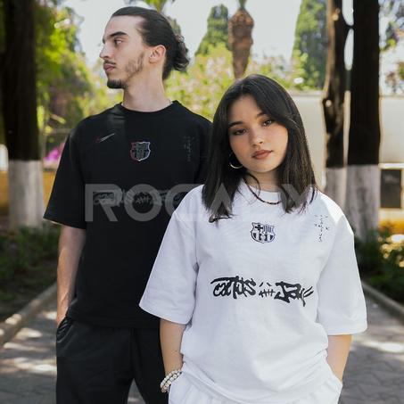 T-SHIRT OVERSIZE FC BARCELONA X TRAVIS SCOTT ™