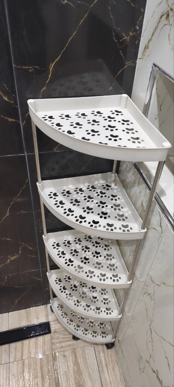 Colonne rangement douche installée