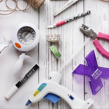 أدوات الأعمال اليدوية