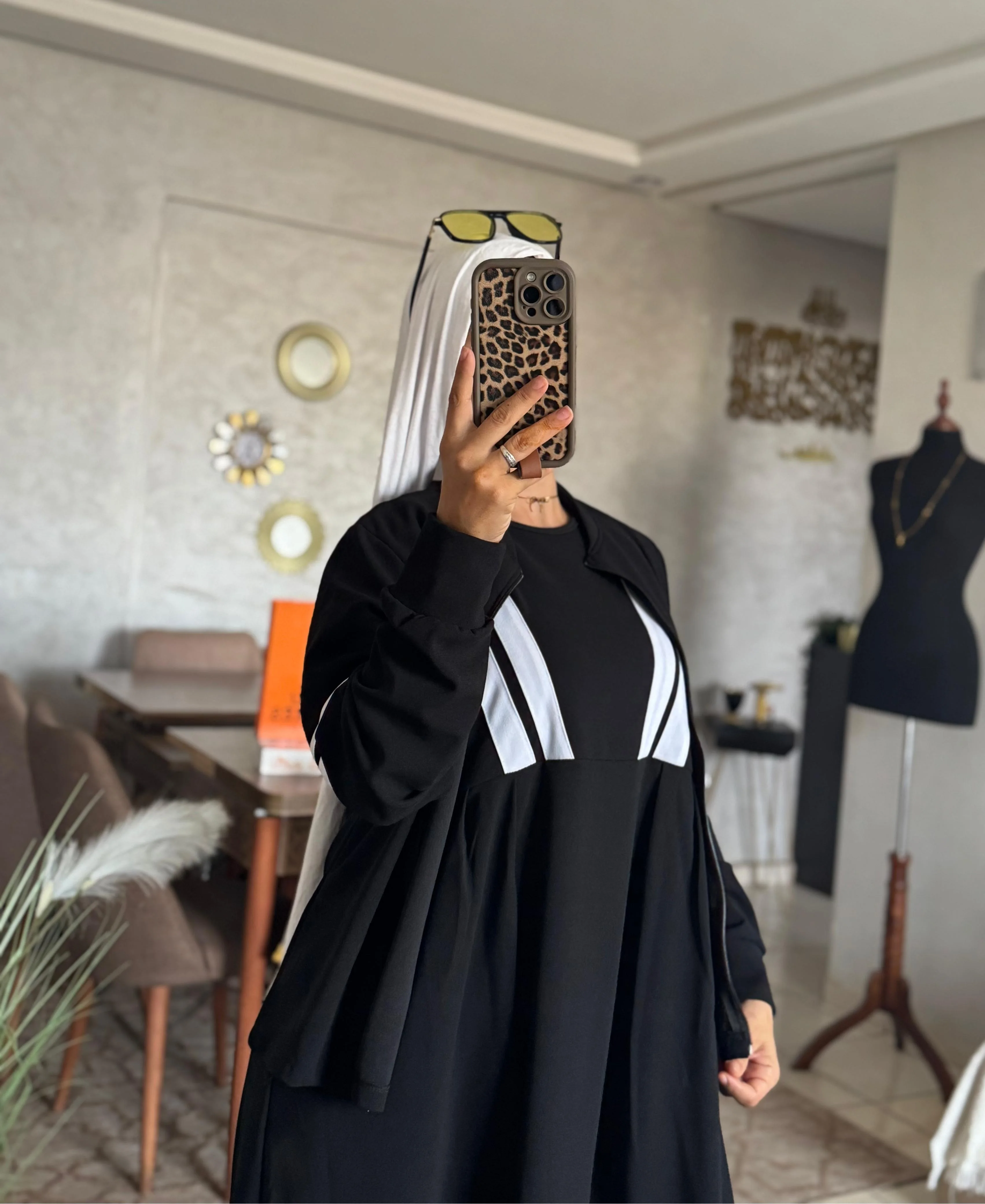 فستان كلوش مع فيست