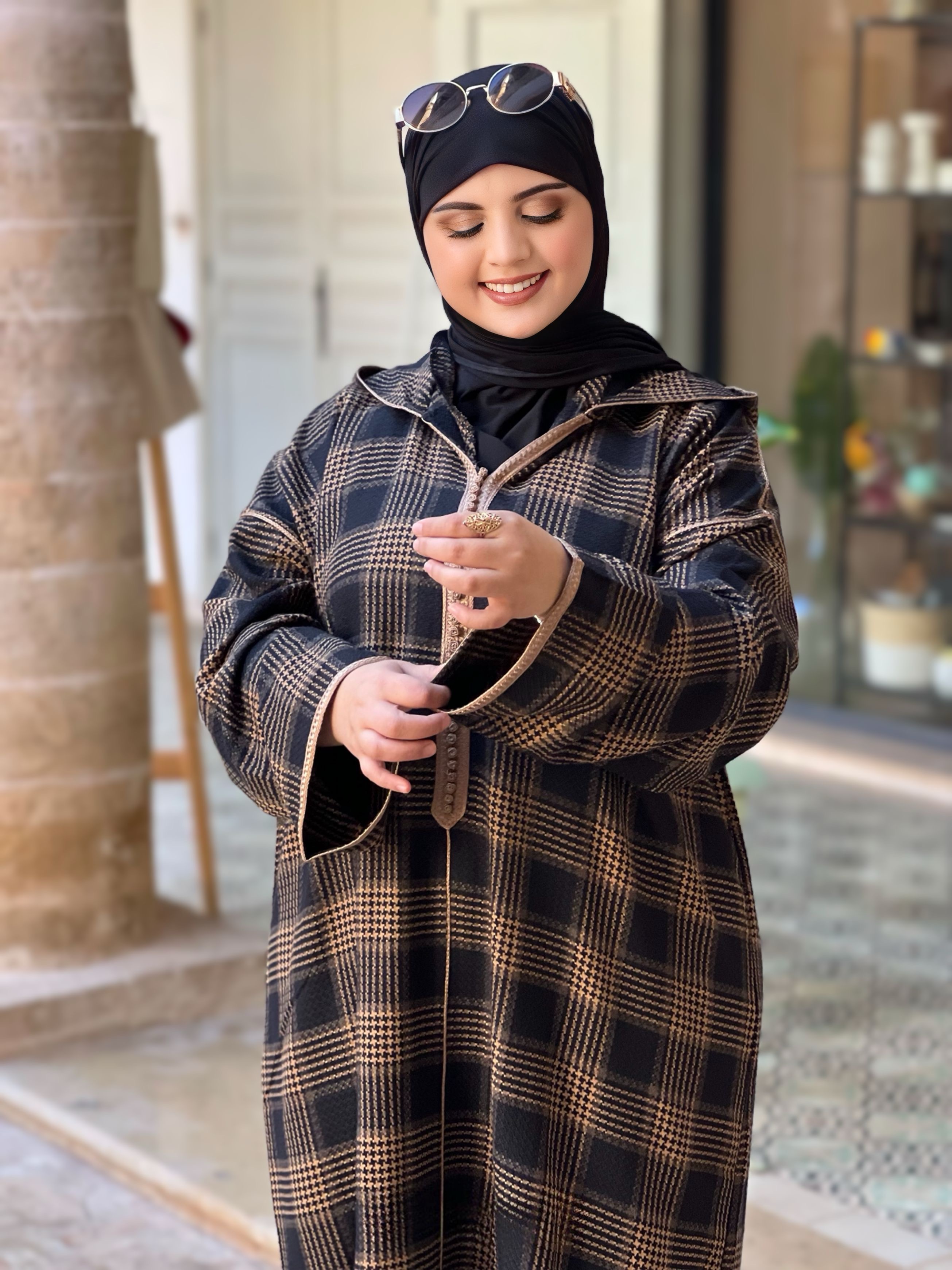 جلابة مغربية معمولة بإتقان