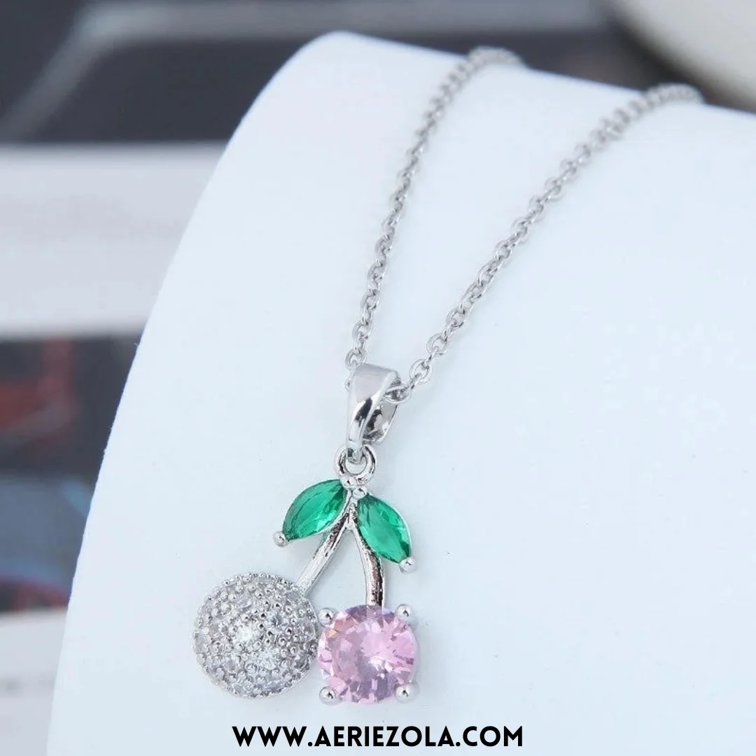 Collier pendentif cerise rose