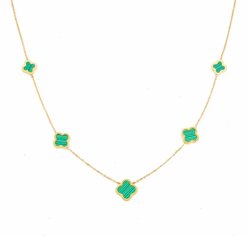 Collier de trèfles