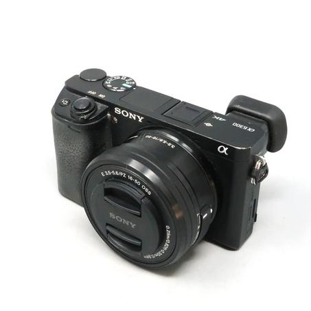 Sony A6300 avec Objectif 16-50mm