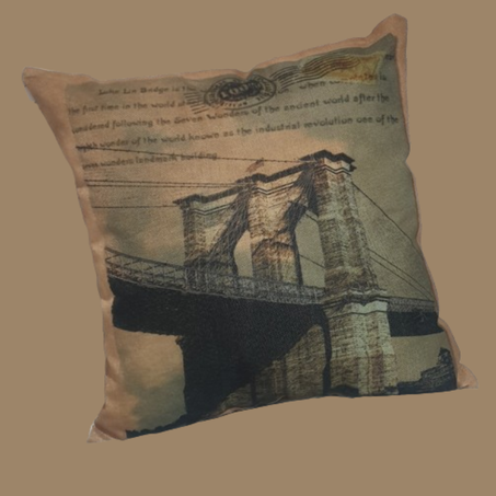 Un coussin à motif graphique