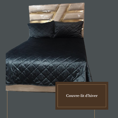 Un couvre lit  MOBRA en gris noir