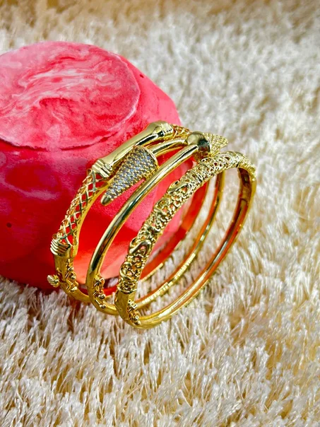 براسلي ثلاثي من ثلاثة اشكال acier inoxydable