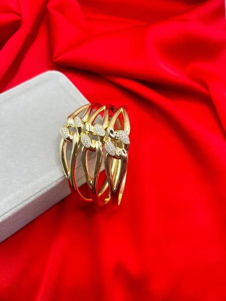 براسلي ثلاثي من شكل واحد acier inoxydable