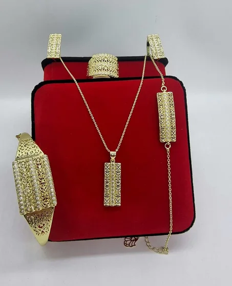 اونصومبل  براسلي و سنسلة و الحلقات وخاتم