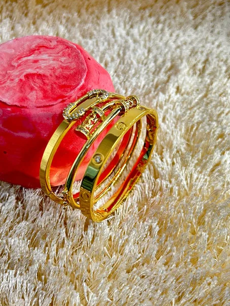 براسلي ثلاثي من ثلاثة اشكال acier inoxydable